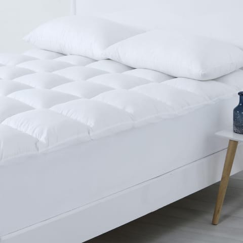 Hotel Mattress Topper: 200x200+14 cms Cotton Top 1550 Gsm Fitted Style,  Supersoft Fabric,King Size,White