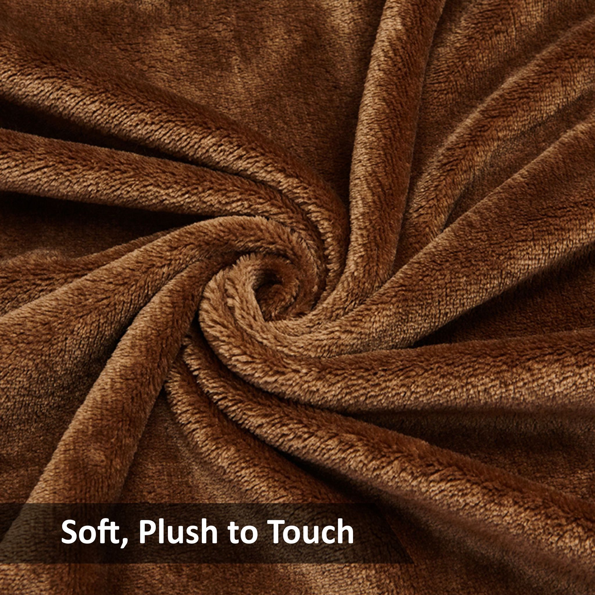 Fleece Blanket King Size,300GSM Soft and Cozy Lightweight Velvet Blanket Ideal For Couch, Bed, Travel, Camping ,Brown