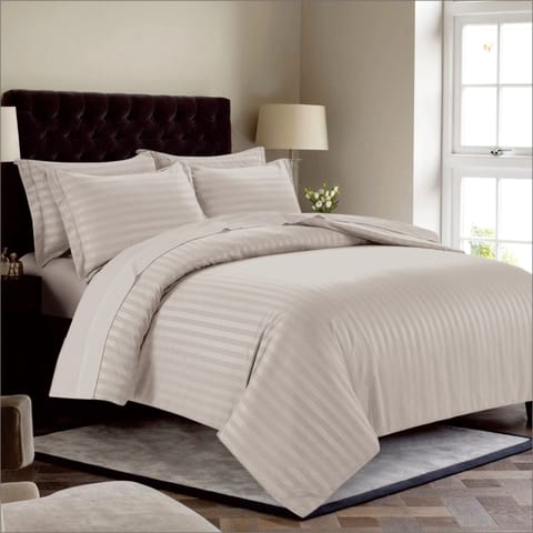 6-Piece Hotel Style Duvet Cover Set Without Filler, Double Size King ,Cream